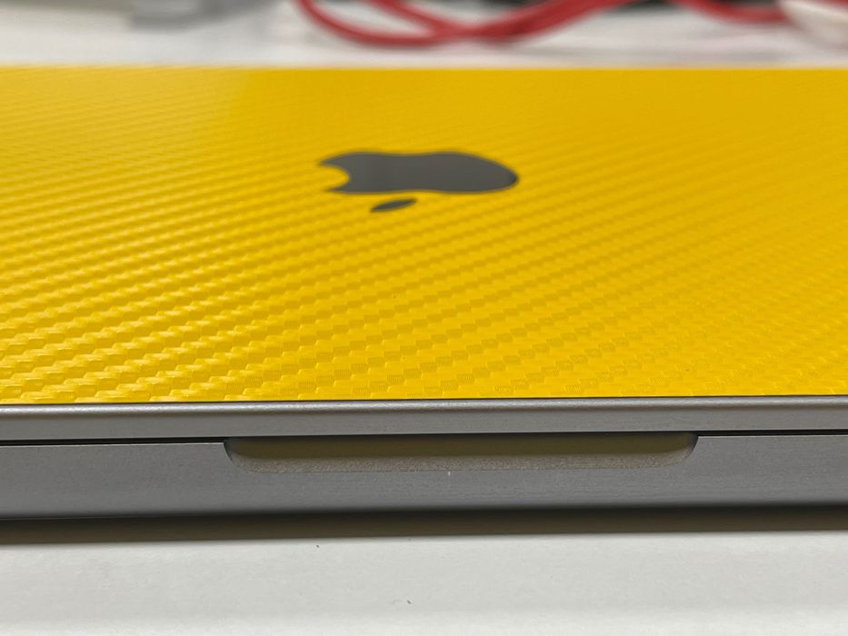 MacBook Pro 14'' M1  32GB RAM 512GB SSD