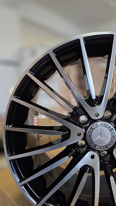 Jante Noi R18 stil AMG pentru C E S CLA CLS GLC GLK GLB