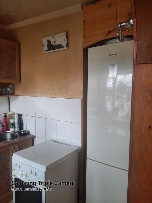 Продам трёх комнатную квартиру
