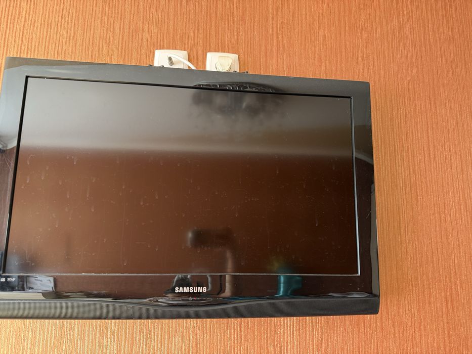 Телевизор samsung