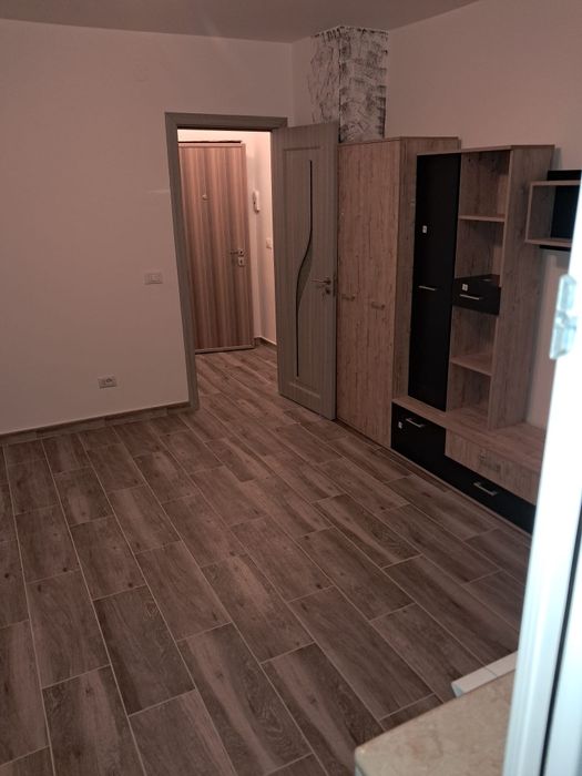 Garsoniera de inchiriat