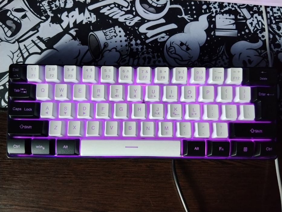 Продам игровую клавиатуру