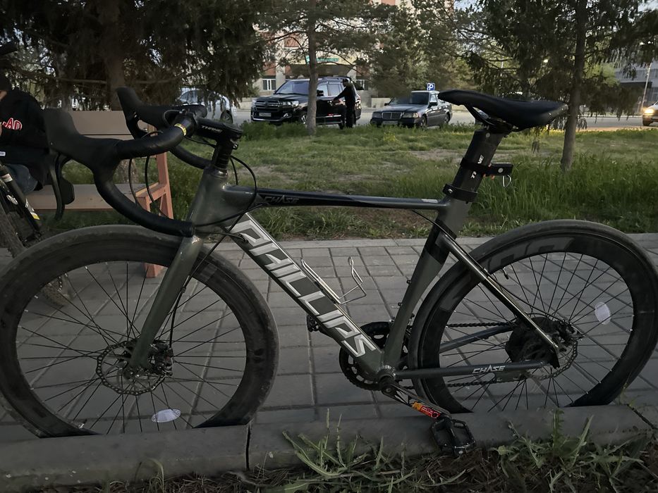 Шоссейный велосипед phillips