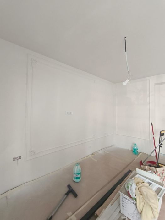 Firma constructii  interioare renovari finisaje tavane rigips glet lavabil zugrav electrician
