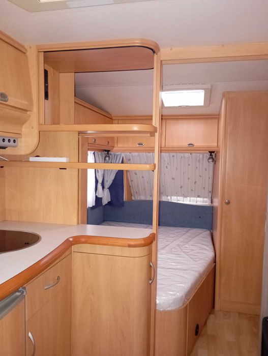 Каравана Hobby De Luxe Easy 460 UFE