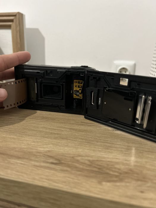 Aparat foto  CHINON Monami