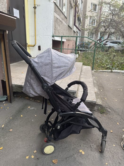 Прогулочная коляска. Даром!