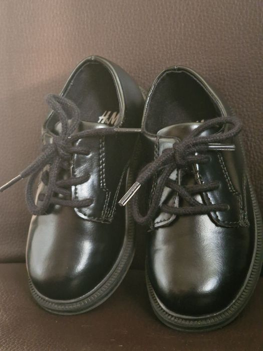 Обувки HM тип Дерби