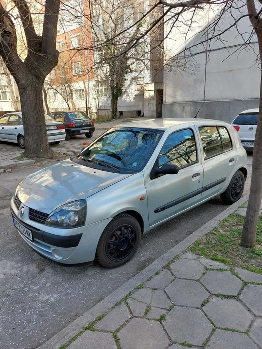 Renault Clio 1.2 на части