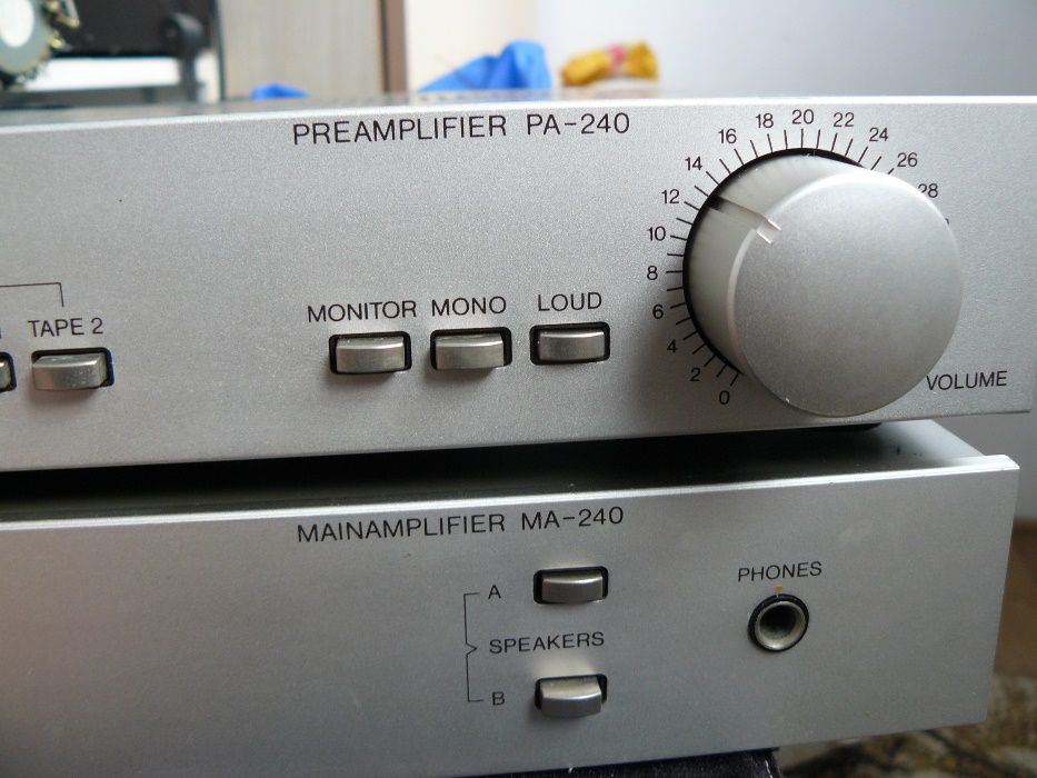 Preamplificator Blaupunct (Technics Akai