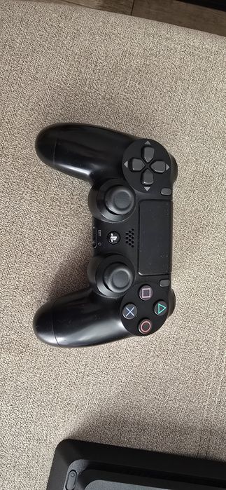 Playstation 4 Slim 1 TB
