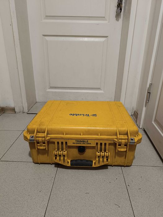 TRIMBLE R4 - Приемник