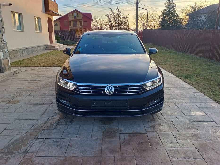 VW Passat R LINE Int/Ext/DSG/2.0 TDI/Eu6/Matrix/Piele/Distronic/Camera