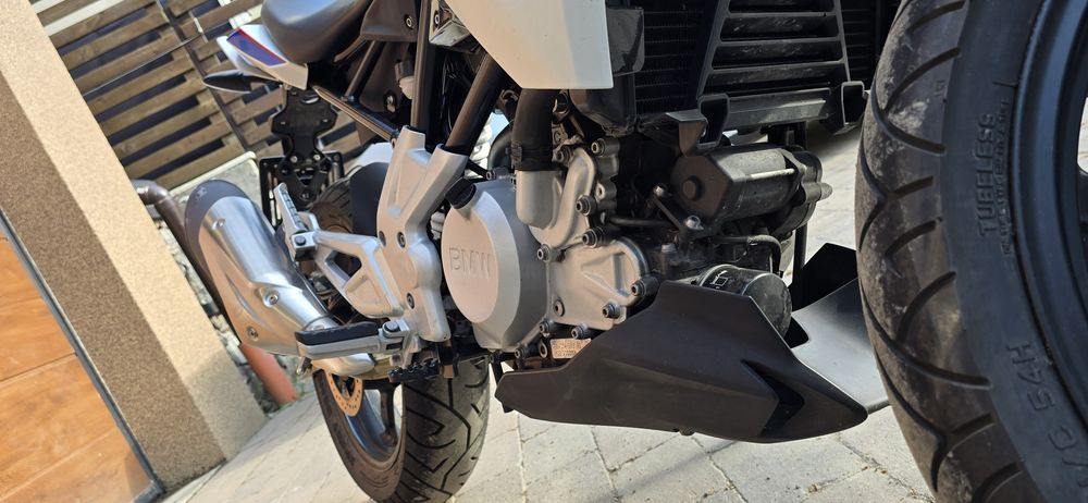 Motocicleta BMW G 310 R