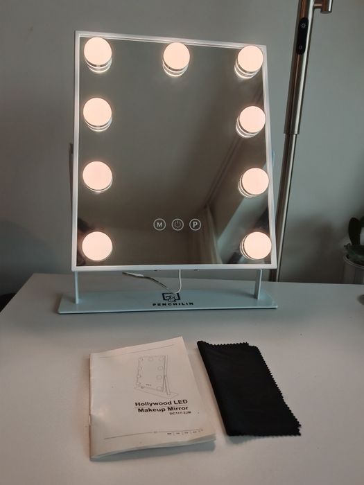 Холивудско Огледало за грим 30*25 см  Fenchilin 9 лампи
