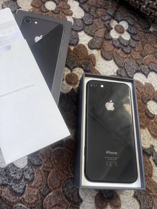 Продам Iphone 8 64 gb. Akb 100%