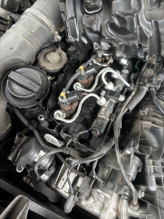 Dezmembrez Bmw X3 F25 non facelift M pachet 3.0 diesel N57 258 cai 230000 km N57D30A trapa panoramica carlig volan dreapta fata completa bot 300/0 0.5