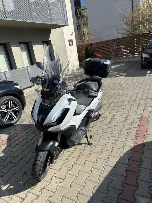 Vând Honda ADV 350,an fabricatie 2024