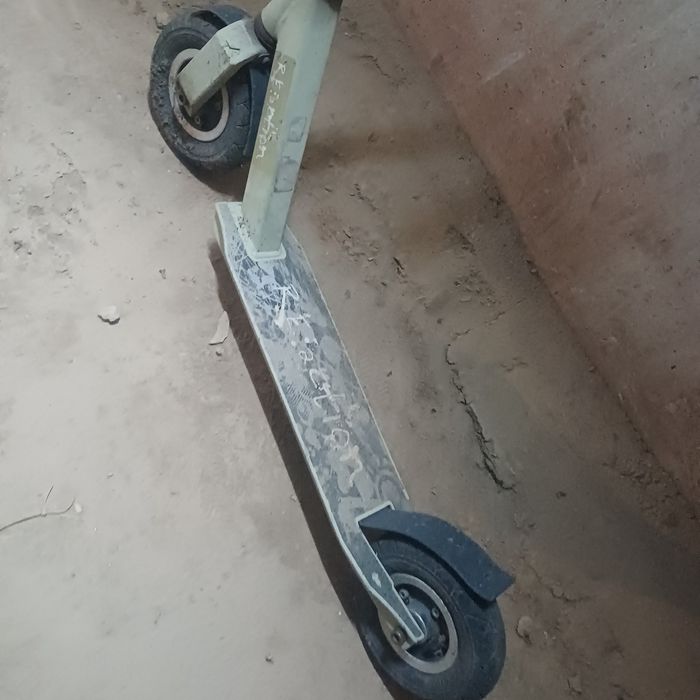 Продам самокат детский