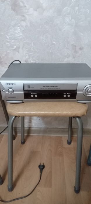 Продам видеплеер Продам видеплеер