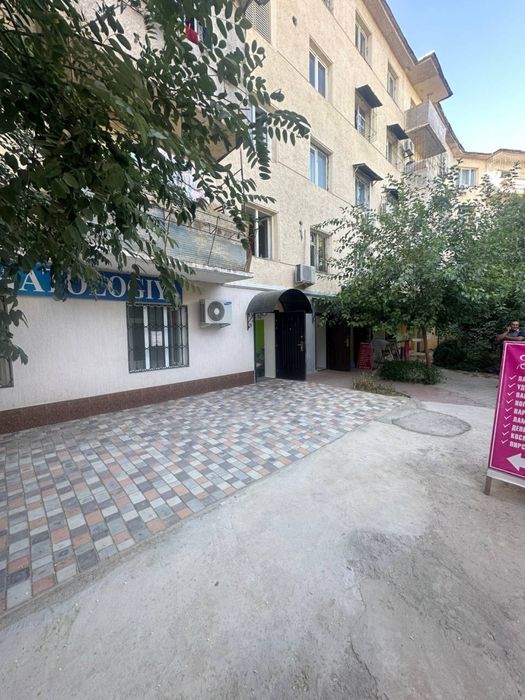 Мирзо Улугбек Туман Метро олдида 60 м 75000$