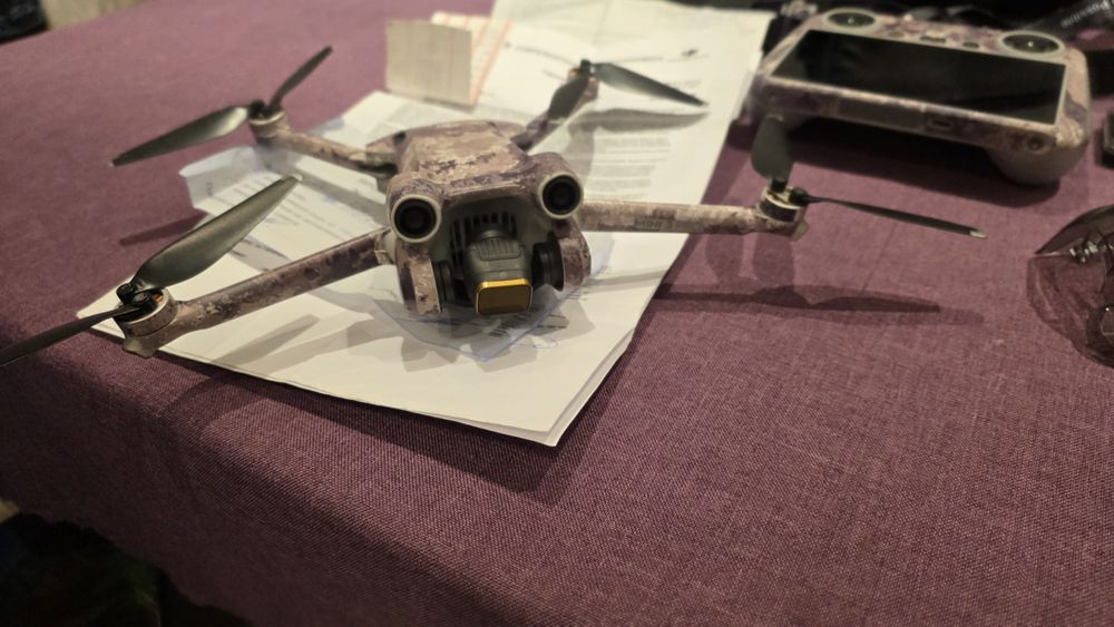 DJI Mini 3 pro + Fly more combo