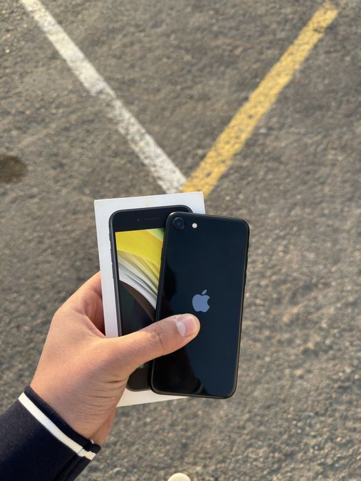 Iphone se black 2020