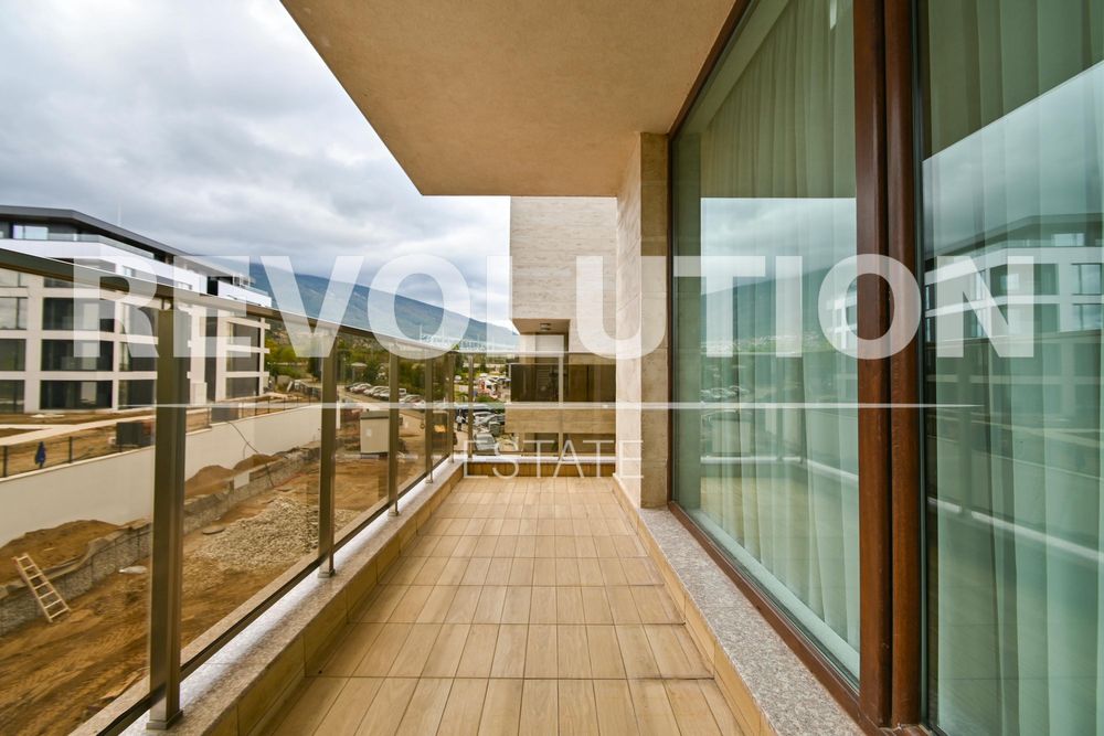 Дава се под наем Тристаен апартамент в София, Симеоново - 128 кв.м за 1296.42 € - Снимка #13