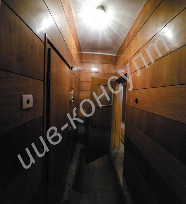 Просторен апартамент, гр. Велико Търново, ул. Никола Габровски