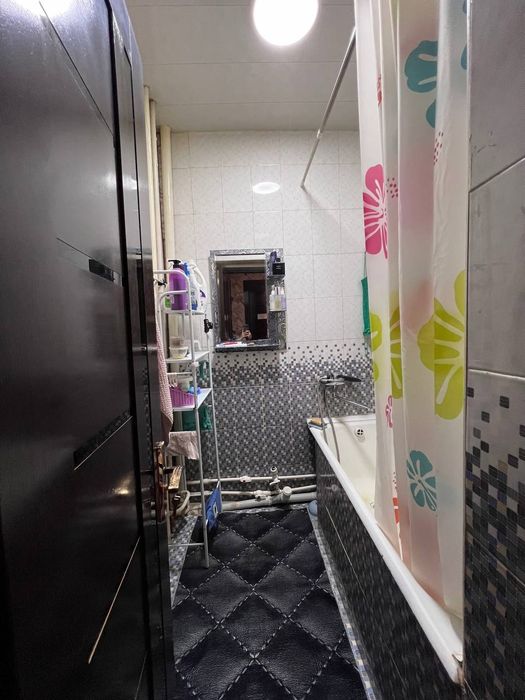 Dom sotiladi ona bolada