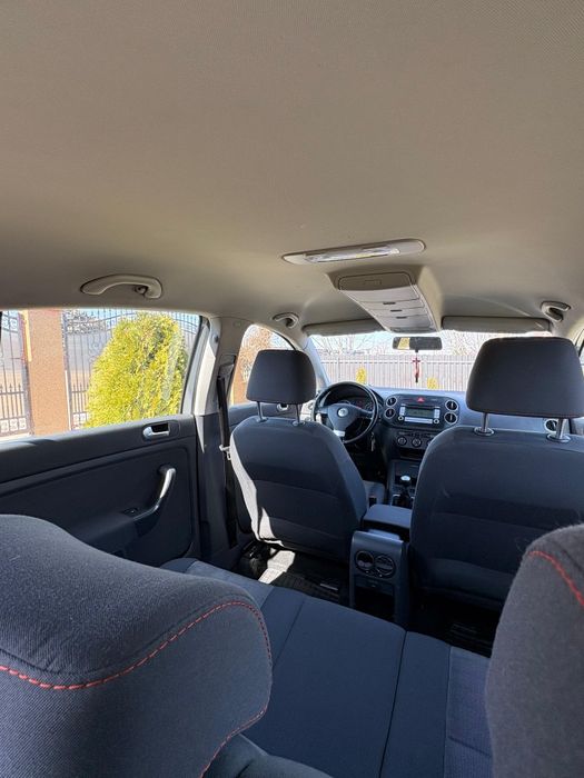 De vânzare Volkswagen Golf Plus an 2007! -2500 euro NEGOCIABIL