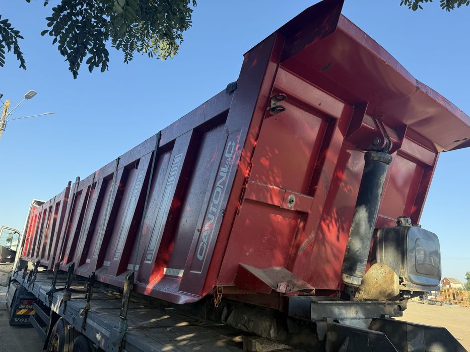 Bena basculabila 8x4 Iveco