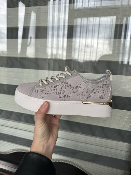 Дамски маркови обувки