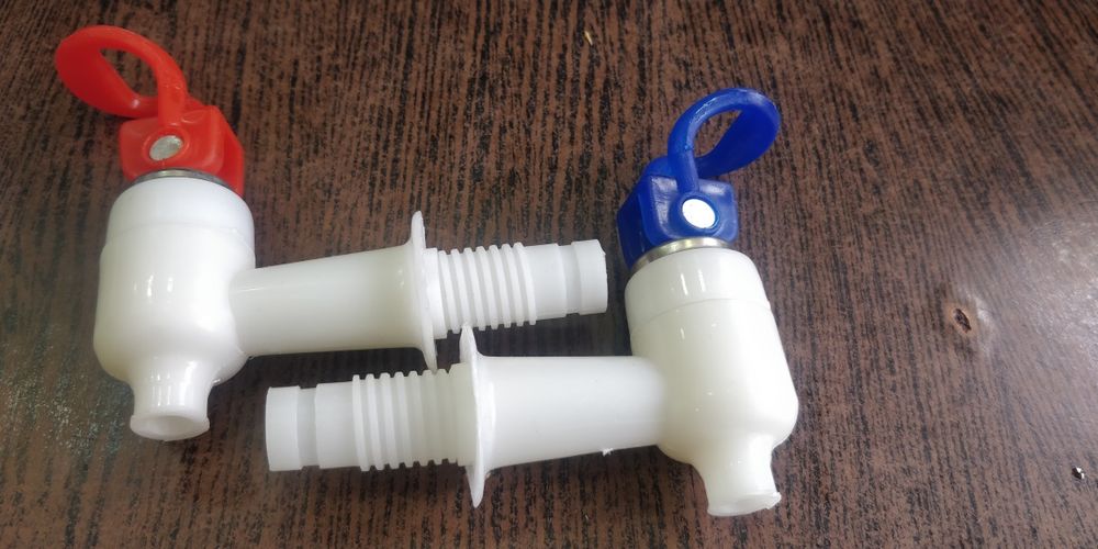 Robinet dozator apa