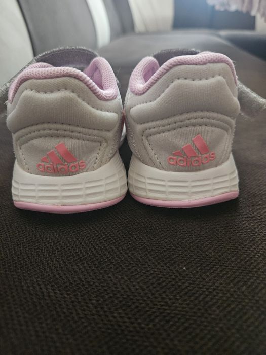 Маратонки Adidas