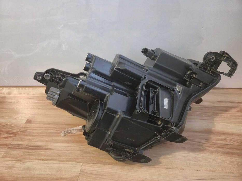Far stanga Skoda Kodiaq Full LED facelift Cod 566941009