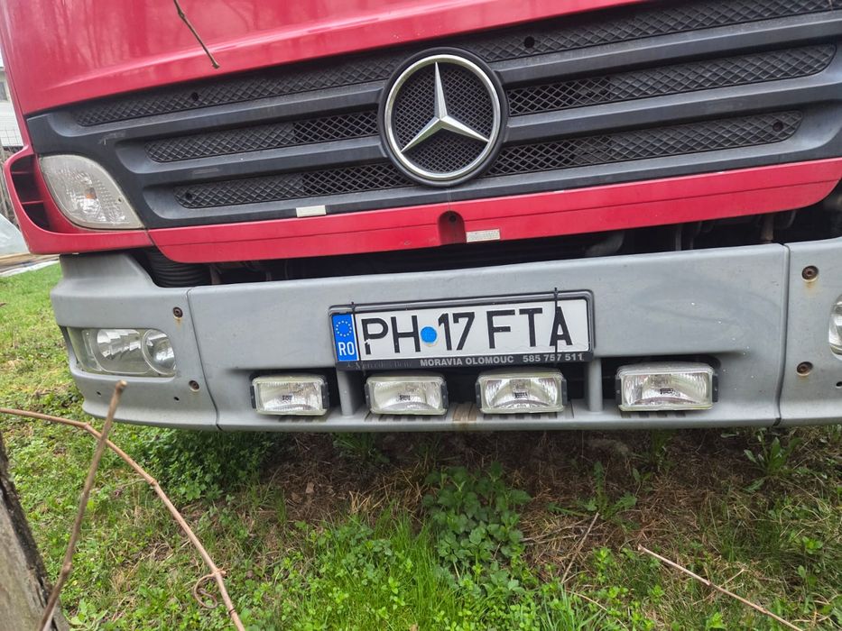 Vând camion apicol Mercedes Atego 1218- 104 stupi, complet echipată