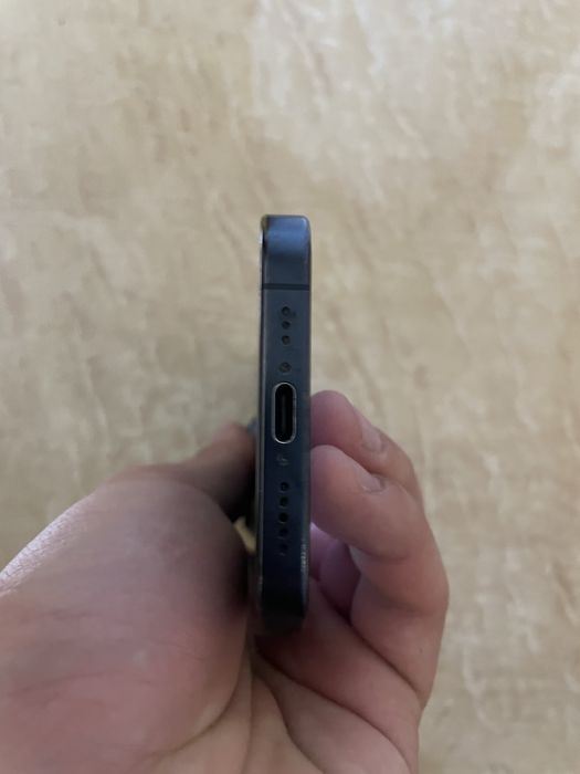 Продается Айфон 15 про