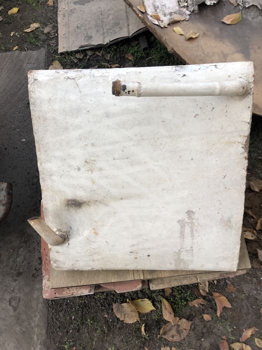 Продам напольную газовую печь.