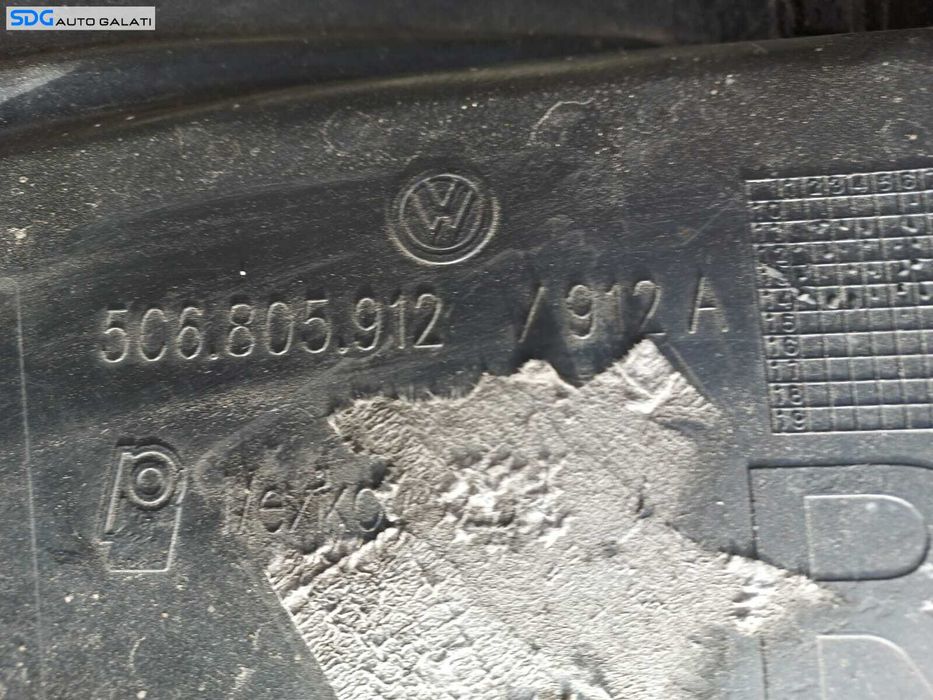 Carenaj Aparatoare Protectie Noroi de la Roata Janta Dreapta Fata cu Mici Defecte Volkswagen Jetta 4 2011 - 2018 Cod 5C6805912 [X3431]