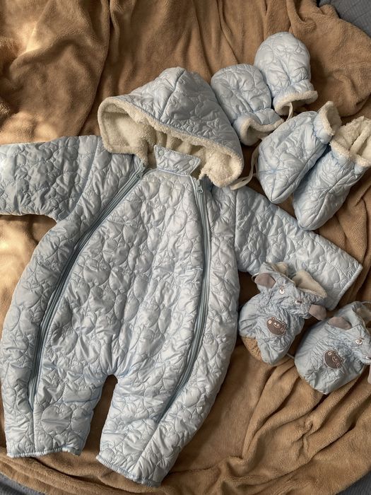 Продам детские вещи