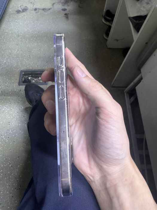 Продам iphone 16 pro в идеальном состояний