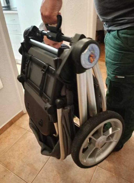 Детска количка resea moon