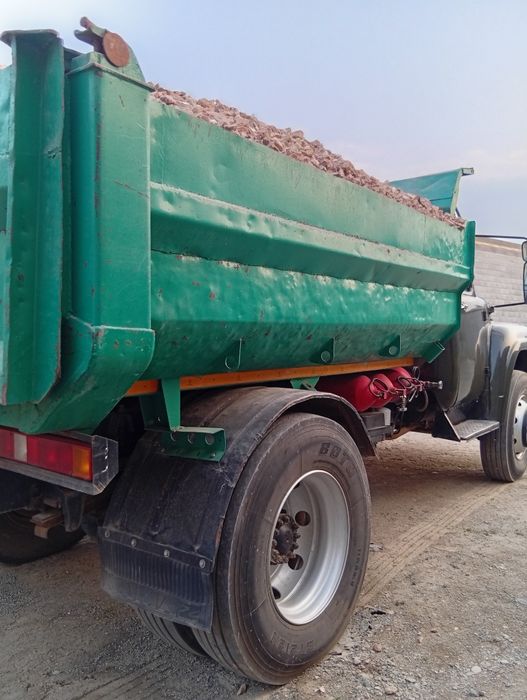 Zil maskovski. Narxi 11500 kelishiladi.