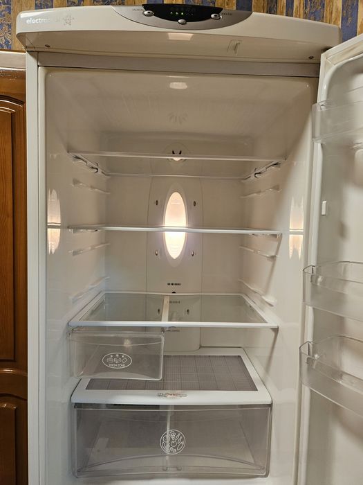 Холодильник б / у