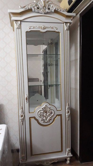 Kamot 2 ta stuli bilan , kravat matrasi bilan , penal 2 ta