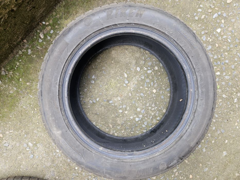 Продавам зимни гуми с  джанти 16"