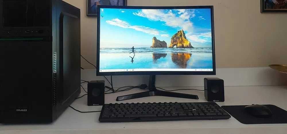 Igravoy kompyuter sotiladi srochno arzonga bervoraman