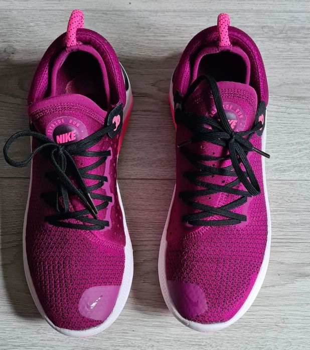 Adidași Nike Joyride run