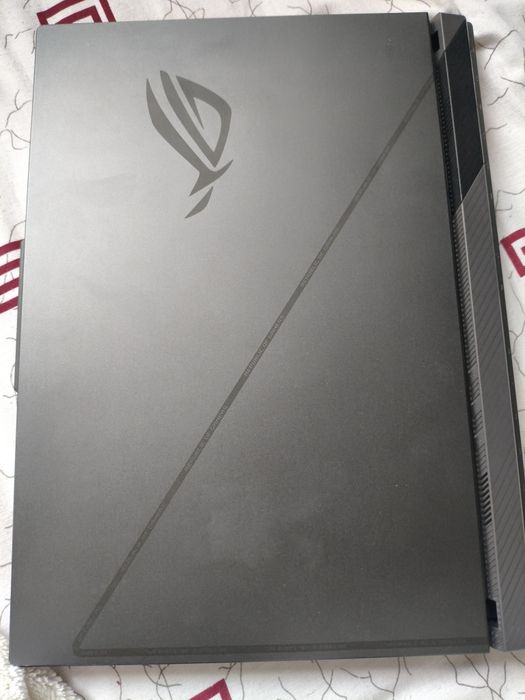 Asus rog strix g16
